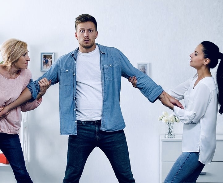 Что делать, чтобы не оказаться между «двух огней»? 