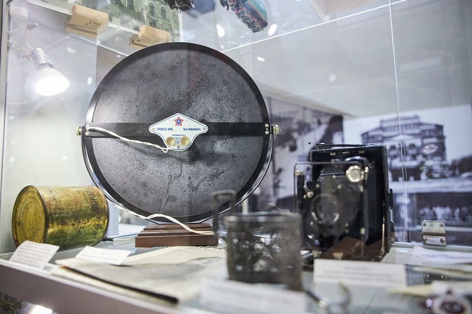    Из «тарелок» радиорепродукторов в годы войны звучал голос Левитана, озвучивающий сводки Информбюро. Николай ОБЕРЕМЧЕНКО