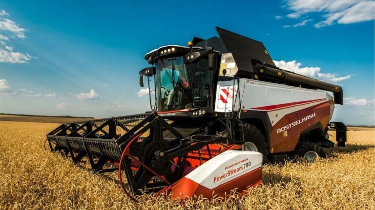    В Оренбуржье намолотили более 3,6 млн тонн зерна Кристина Просвиркина