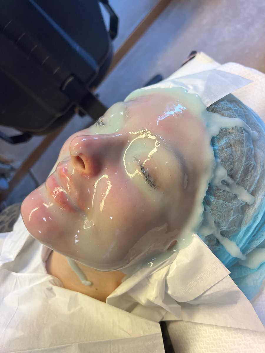 ОНО вот-вот вылупиЦЦо!