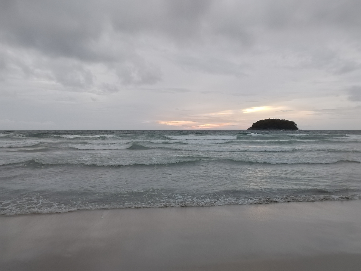 Фото автора. Пусть эта история висит здесь. Возможно, однажды я прочту ее, улыбнусь и пойму, что все это было лишь мелочью, шагом в жизни, не более того. 