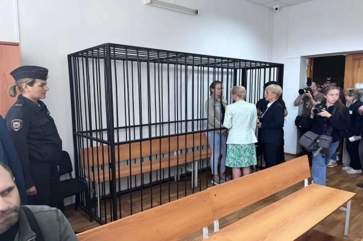    На Урале продлили домашний арест газовщикам из-за обрушения дома