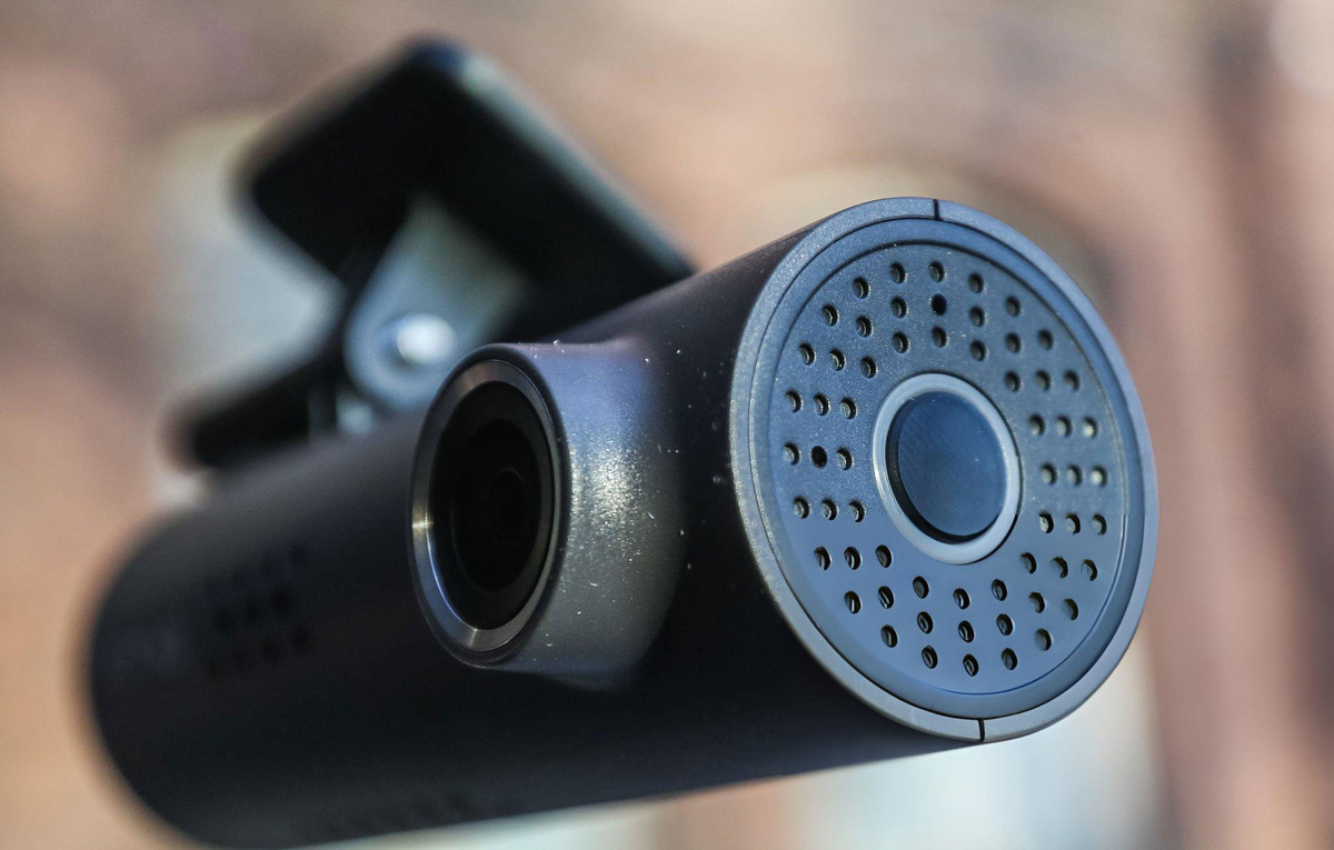 Видеорегистратор TechGlide с поддержкой технологии Wi-Fi