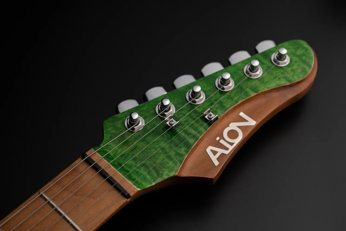 Голова грифа электрогитары Aion H-30 green burst