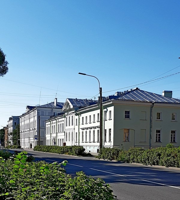 Интернациональная улица, вид  улицы Мануильского /фото из личного архива, 2021/