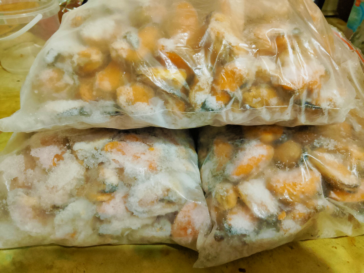 3кг замороженных мидий в пакетах