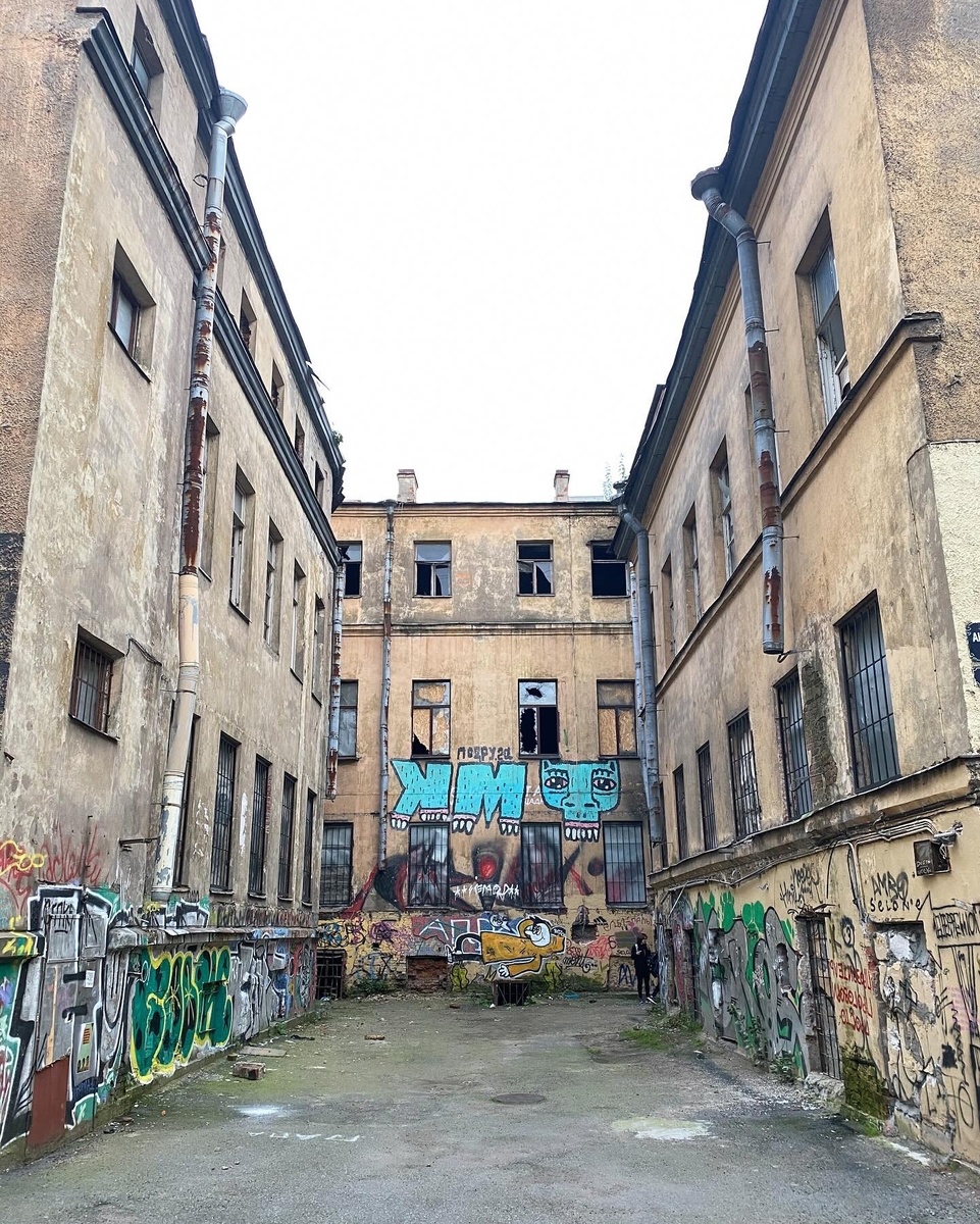 Вид со двора