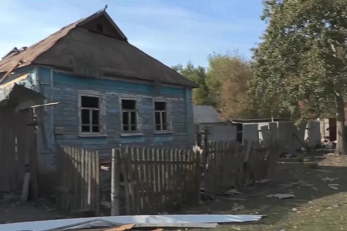    Последствия ударов ВСУ по частному сектору в Курской области.