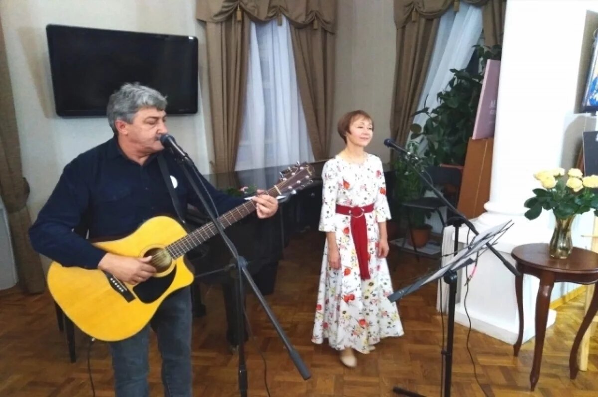    Елена Юдина и Марк Оффен.