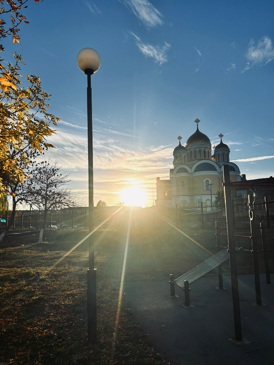 Фотография автора канала.