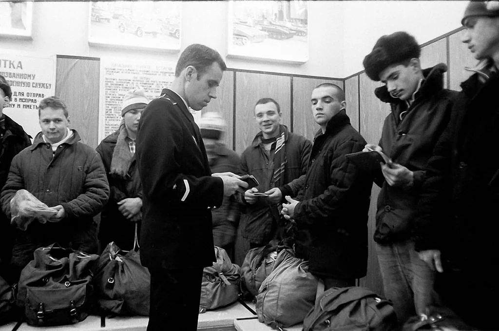 похоже, пацаны попали на три года...