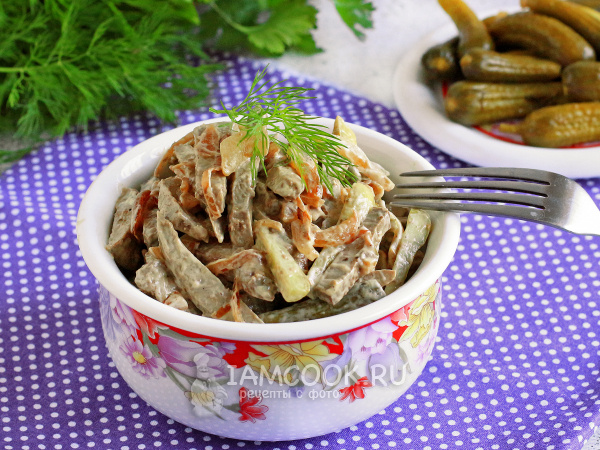 🥒 Маленькая гастрономическая загадка: почему так просто, а так вкусно? 5 салатов с печенью и маринованными огурцами