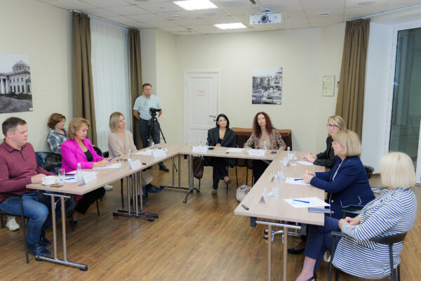 Круглый стол в РБК Петербург по вопросам налоговой реформы. Фото: РБК Петербург/ Валентин Беликов