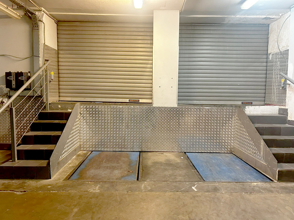 Столы Edmolift работают 10 лет