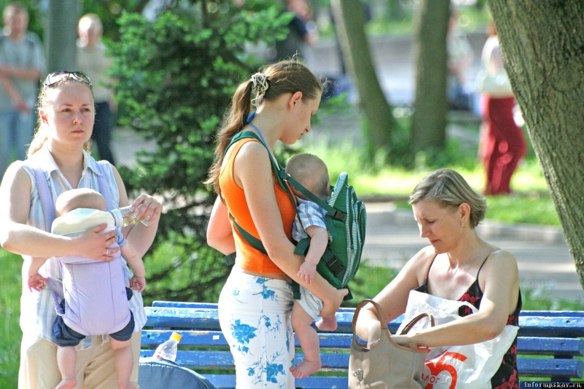 В России вырастут пособия по беременности и родам, маткапитал на второго ребёнка и выплаты по уходу за детьми. Фото: ПАИ