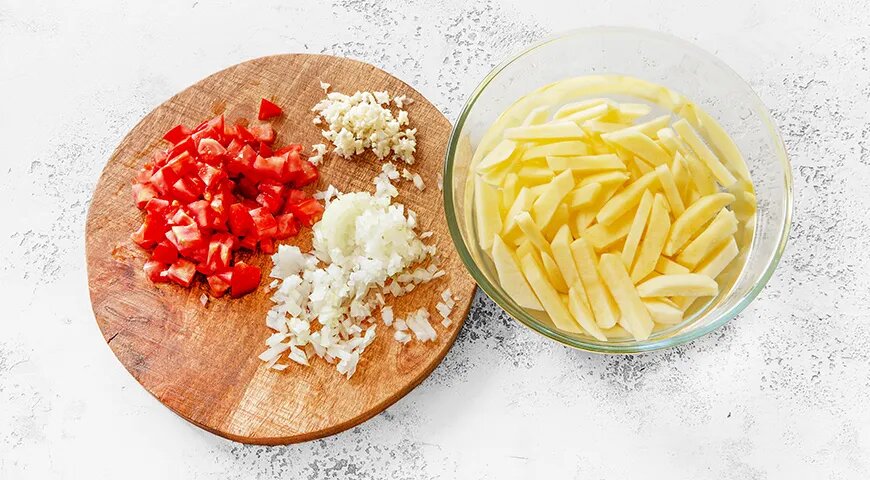   Тушеная картошка в мультиварке (gastronom.ru)