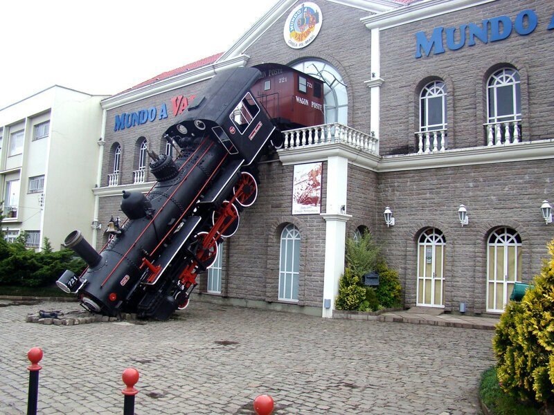 Бразилия. Памятник. Фото с Яндекс.Картинки