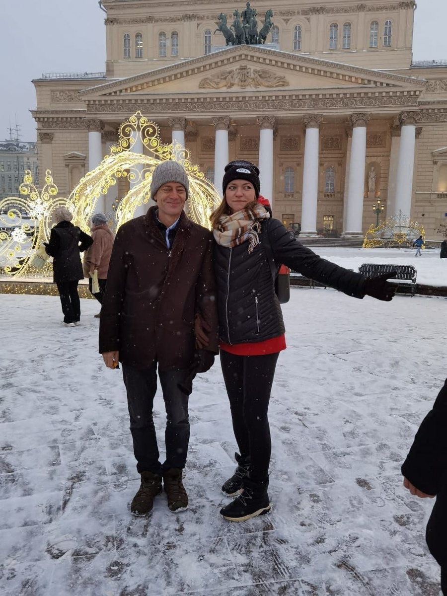    Чарльз Баусман и его супруга Кристина на прогулке в центре Москвы Личный архив