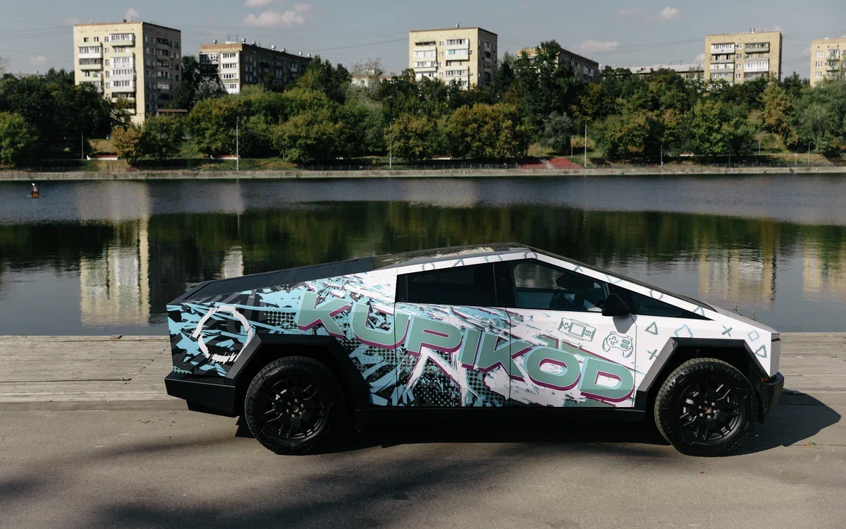 Дмитрий Рухлецкий для РБК📷Tesla Cybertruck Beast