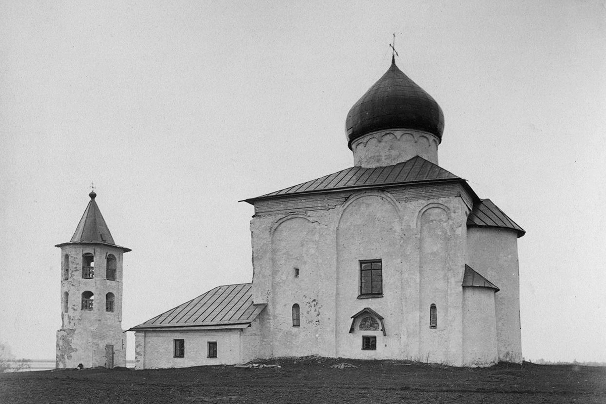 Церковь Спаса на Нередице до реставрации. Конец XIX в.