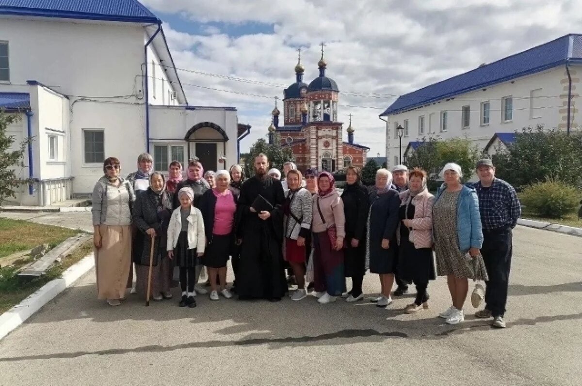    Родные участников СВО помолились в монастыре села Самородки