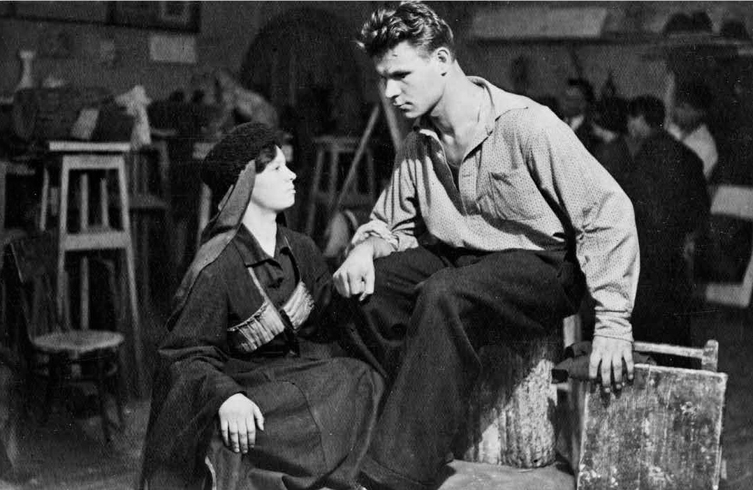 Постановка. Фотография из архива колледжа.