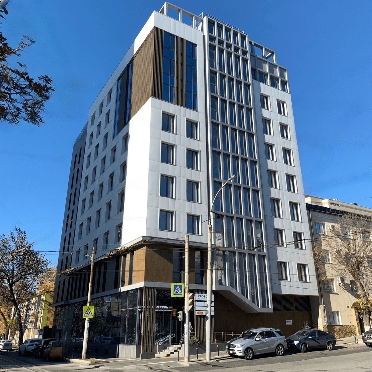 Фасад частично выполнен из фиброцемента