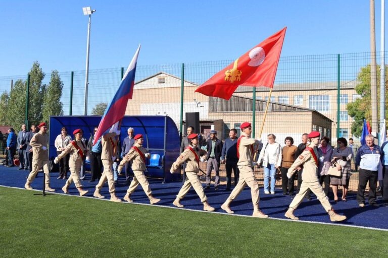    В Акбулаке открыли новую площадку для мини-футбола Оренбуржье