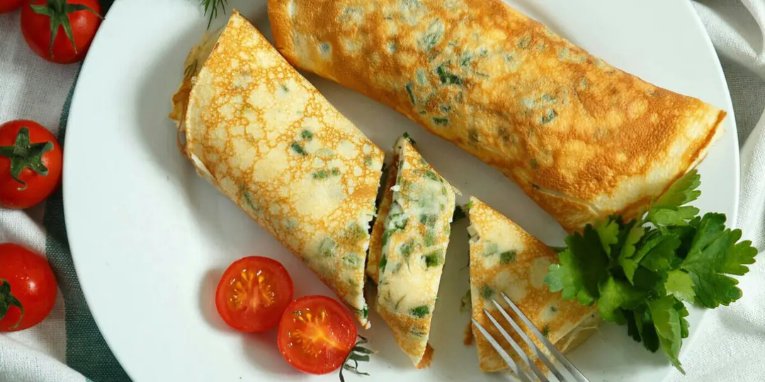 Яичный ролл со вкусной начинкой