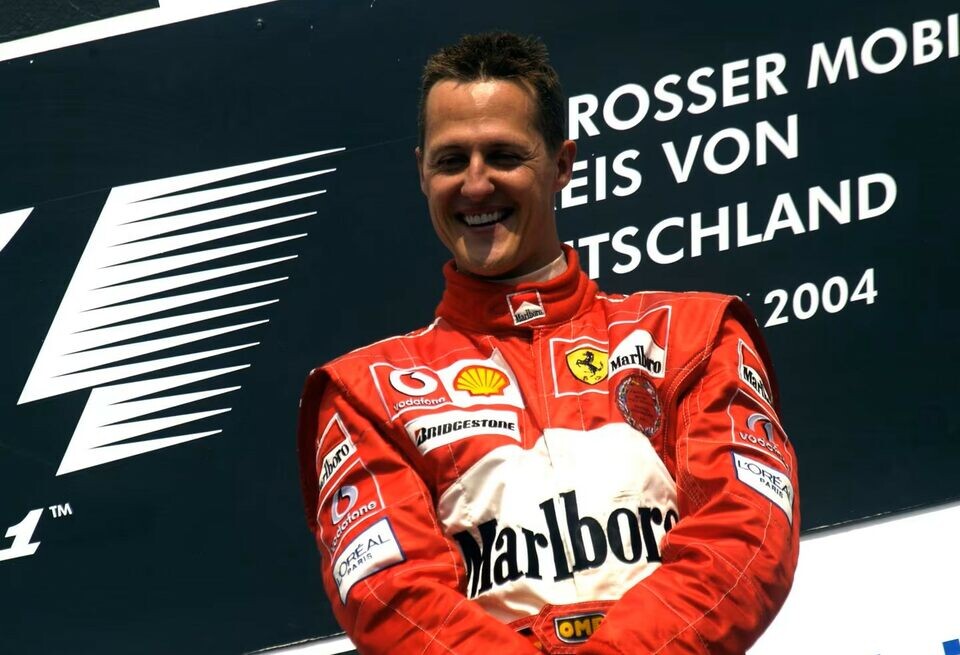    Михаэль Шумахер впервые после травмы появился на публикеFerrari