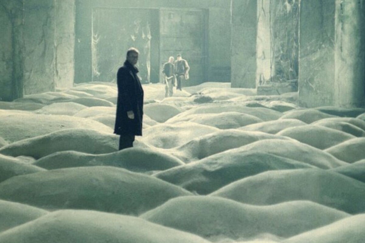 Кадр из фильма «Сталкер» (1979 г.), режиссер Андрей Тарковский