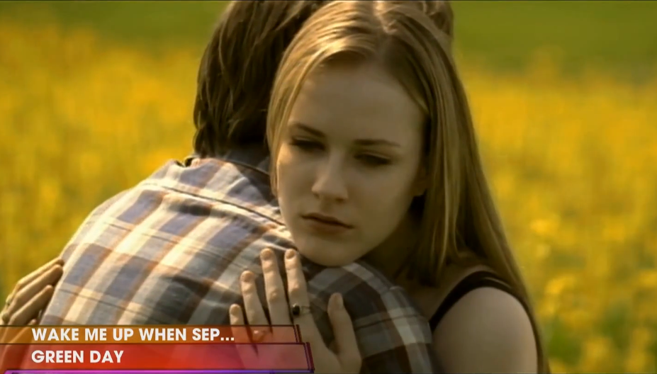 "Green Day": фрагмент из клипа "Wake me up when september ends"