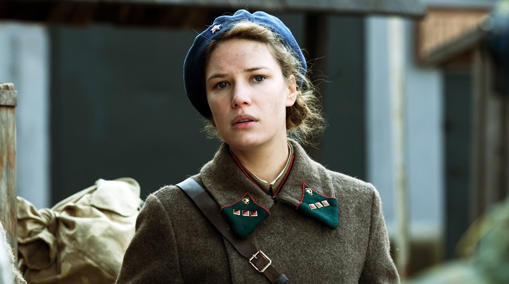 Анна Арланова в сериале «Наркомовский обоз», 2011 год.Фото Яндекс.Картинки