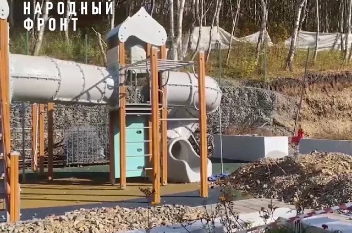    Упавшей подпорной стеной в столице Камчатки займутся следователи