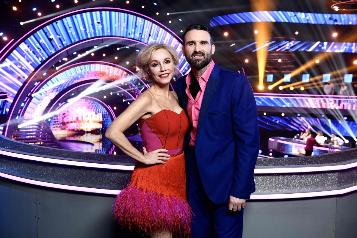 СтарХит (Марина Зудина и Максим Петров)