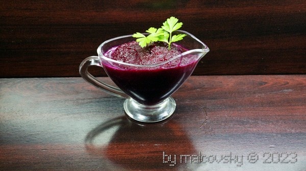 Соус из свеклы с хреном по-быстрому