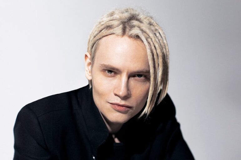    Шаман, фото: informing.ru