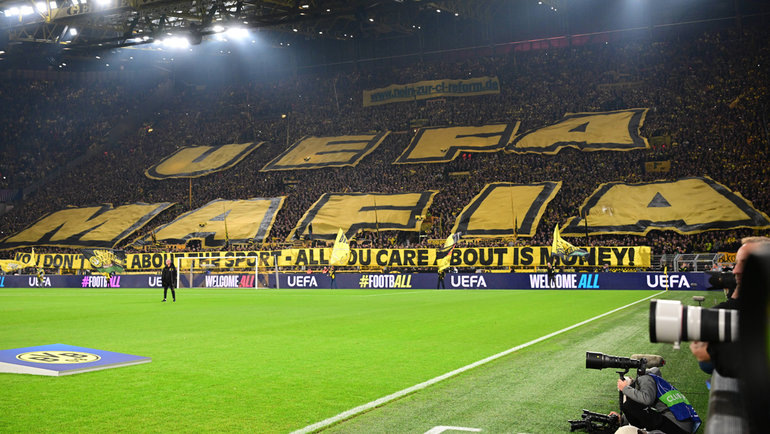    Баннер болельщиков «Боруссии». Global Look Press