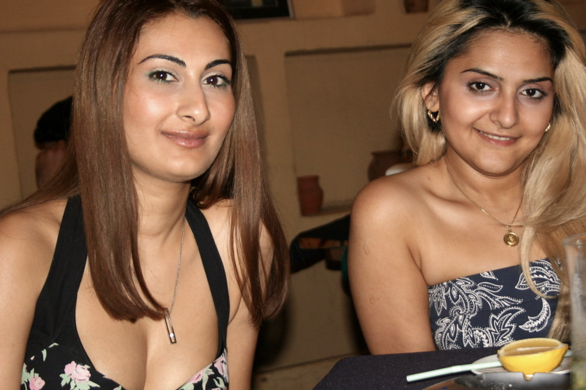 Сидят 2 девушки-азербайджанки с одинаковыми зарплатами. Но с одной налог возьмут, а с другой - нет