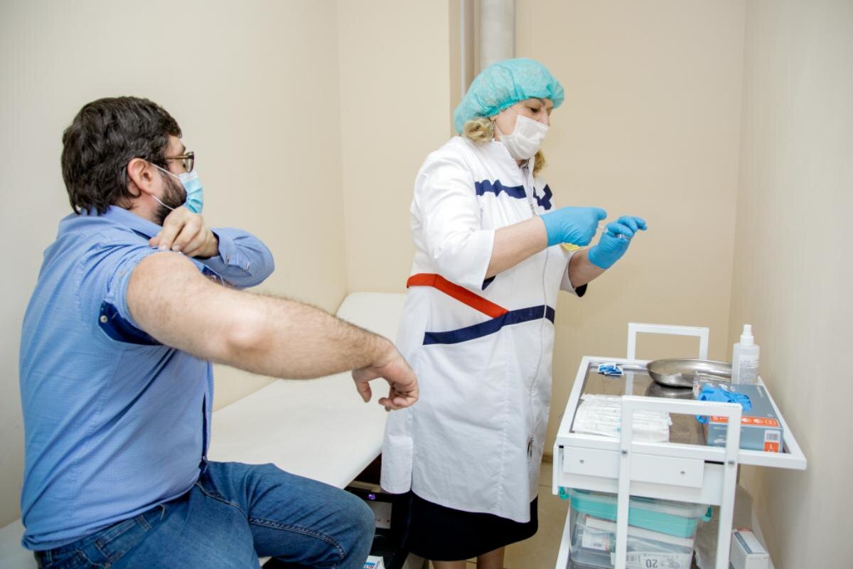    В Югре работает горячая линия по вопросам профилактики ОРВИ и гриппа