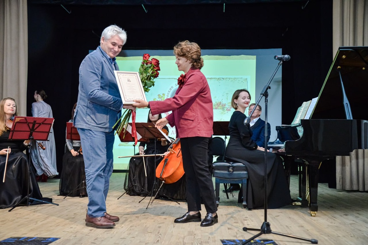  📷    В Оренбурге наградили лауреатов региональной литературной премии им. С.Т. Аксакова Белов Михаил Александрович