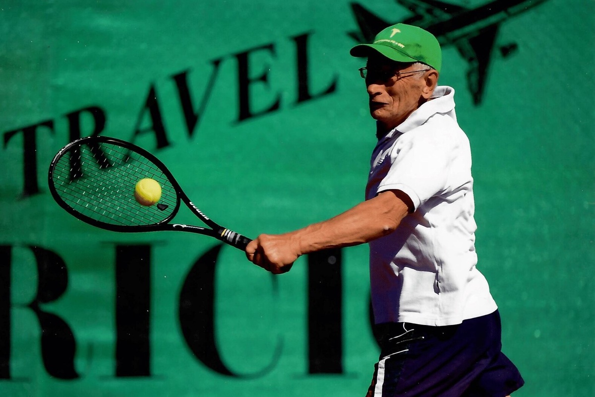     Фонд «Пари и побеждай» запускает системный проект помощи пожилым спортсменам, а у проекта “Доброшрифт” появился свой манифест