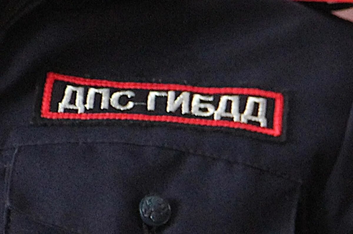    В Пермском крае мужчина угнал грузовик и разбил его, врезавшись в дом