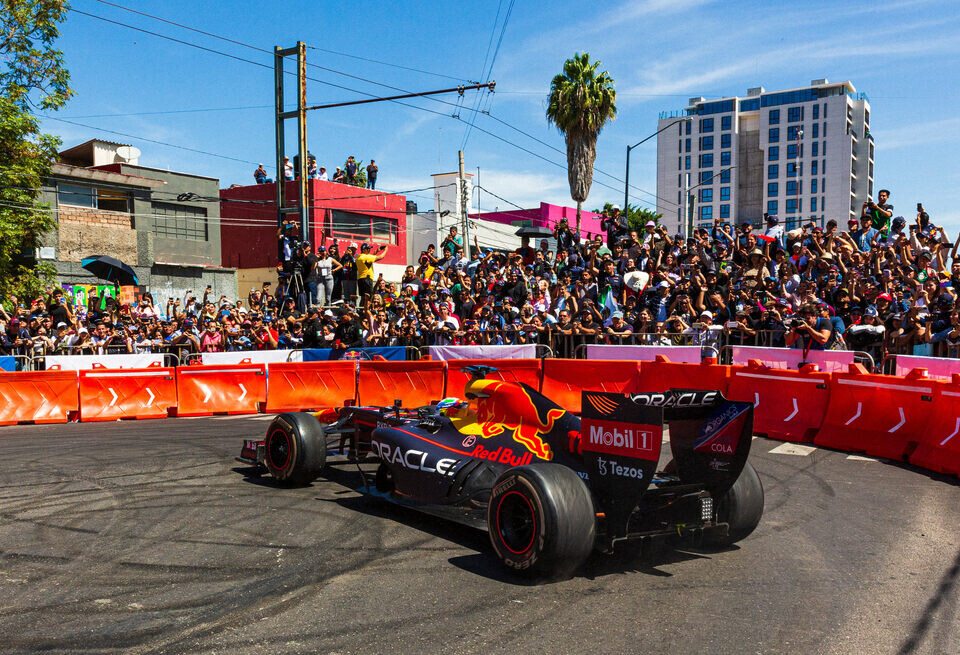    Известный журналист Формулы 1 рассказал о травле со стороны фанатов ПересаGetty Images / Red Bull Content Pool