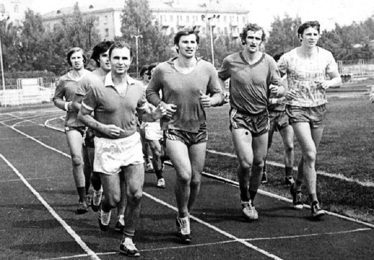 Кто из советских хоккеистов обладал большой физической силой?