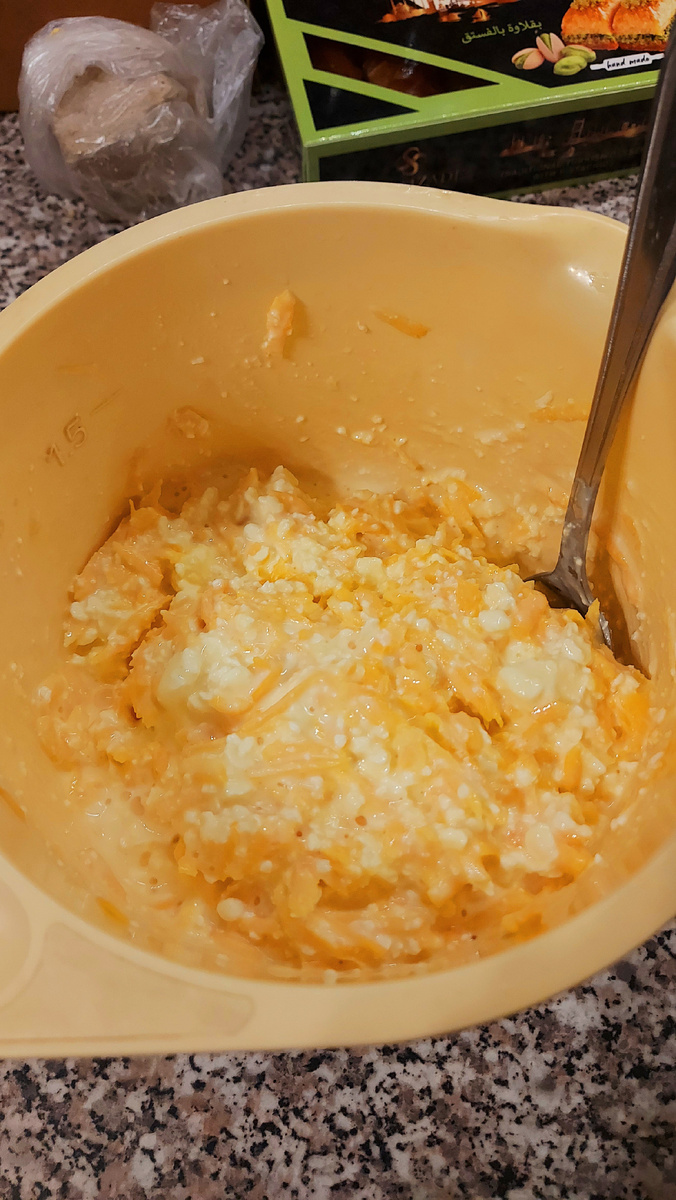 Вот так смесь выглядела окончательно после добавления йогурта.