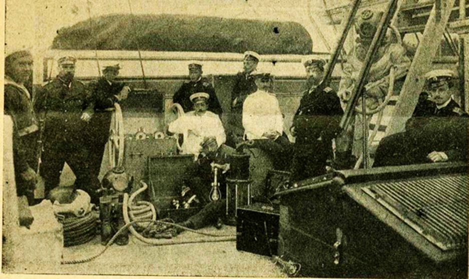 Офицеры Водолазной партии на учебном судне «Опричник», 1904 год.