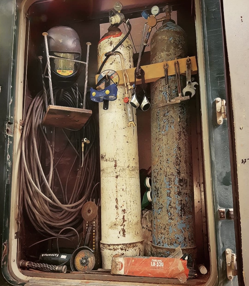 Баллоны: Ацетилен и Кислород