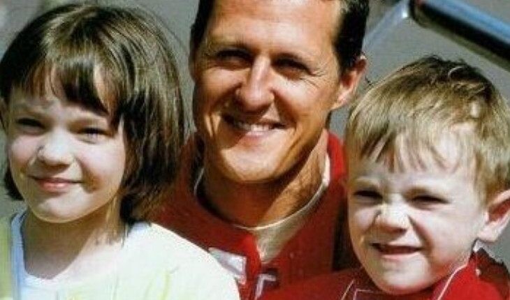    Шумахер с детьми 8 лет назад. Фото triboona.ru