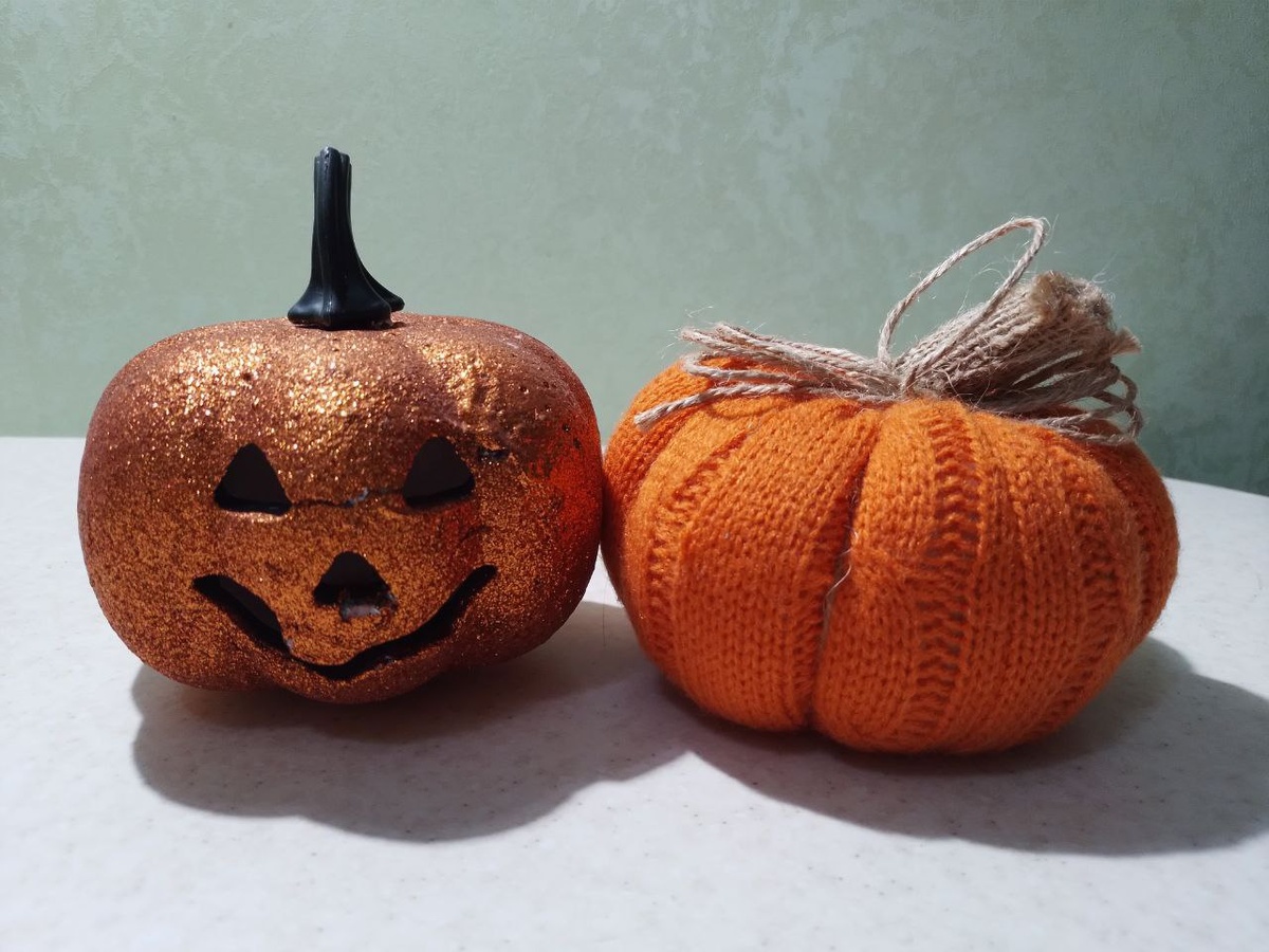 Просто оранжевые тыквы.